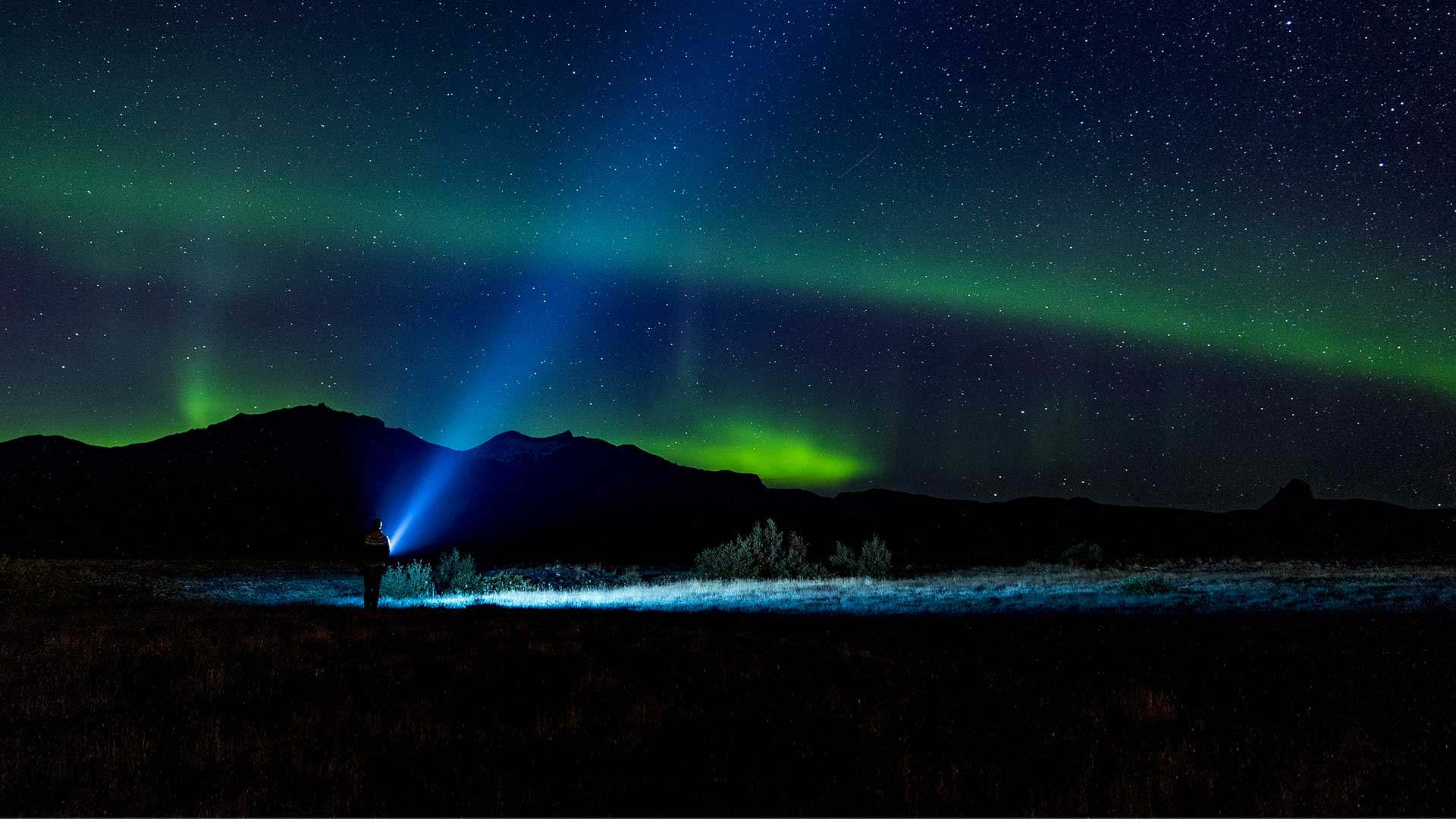 Aurora Boreale: il cielo danza tra poesia, scienza e mistero